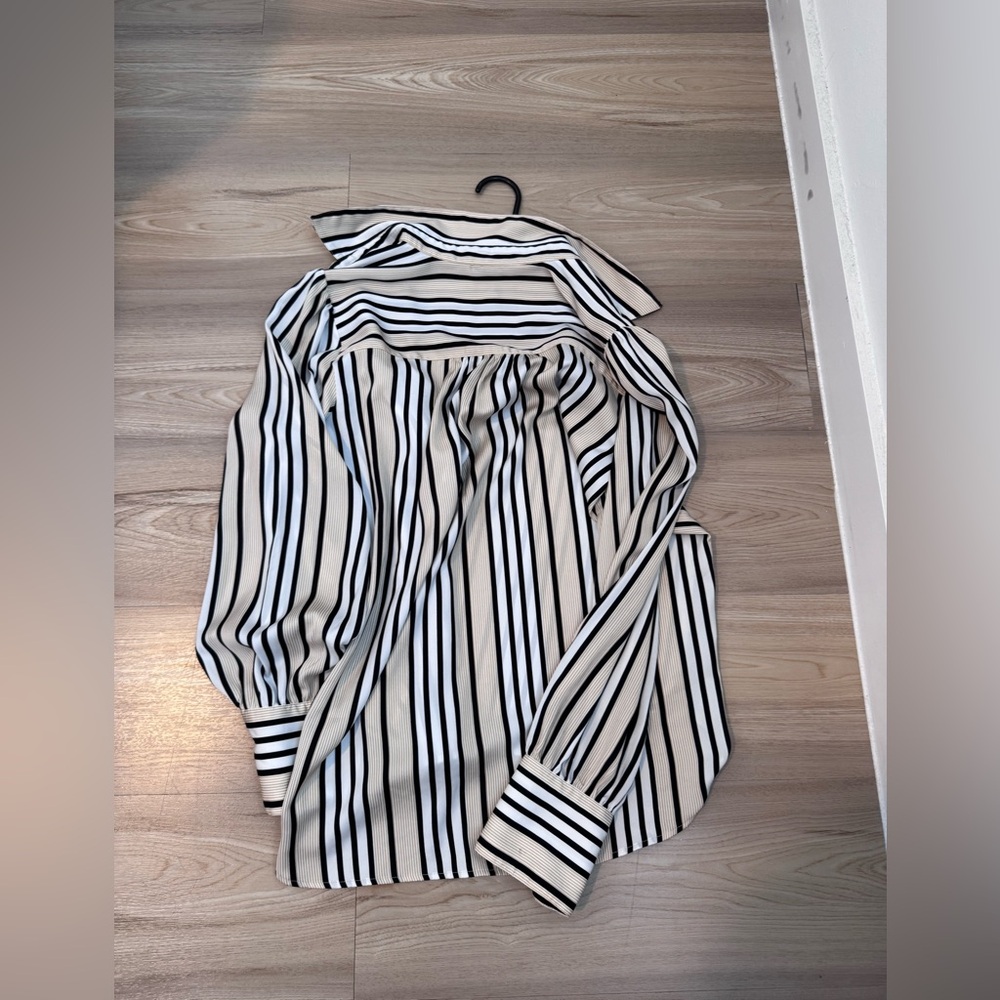 Banana Republic Striped Blouse – Size Large